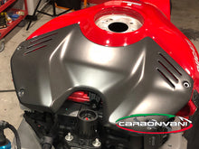 Carbonvani - Ducati Panigale V4 / S / R / Speciale Carbon Fiber Upper Tank Cover -DP Style (18-21)