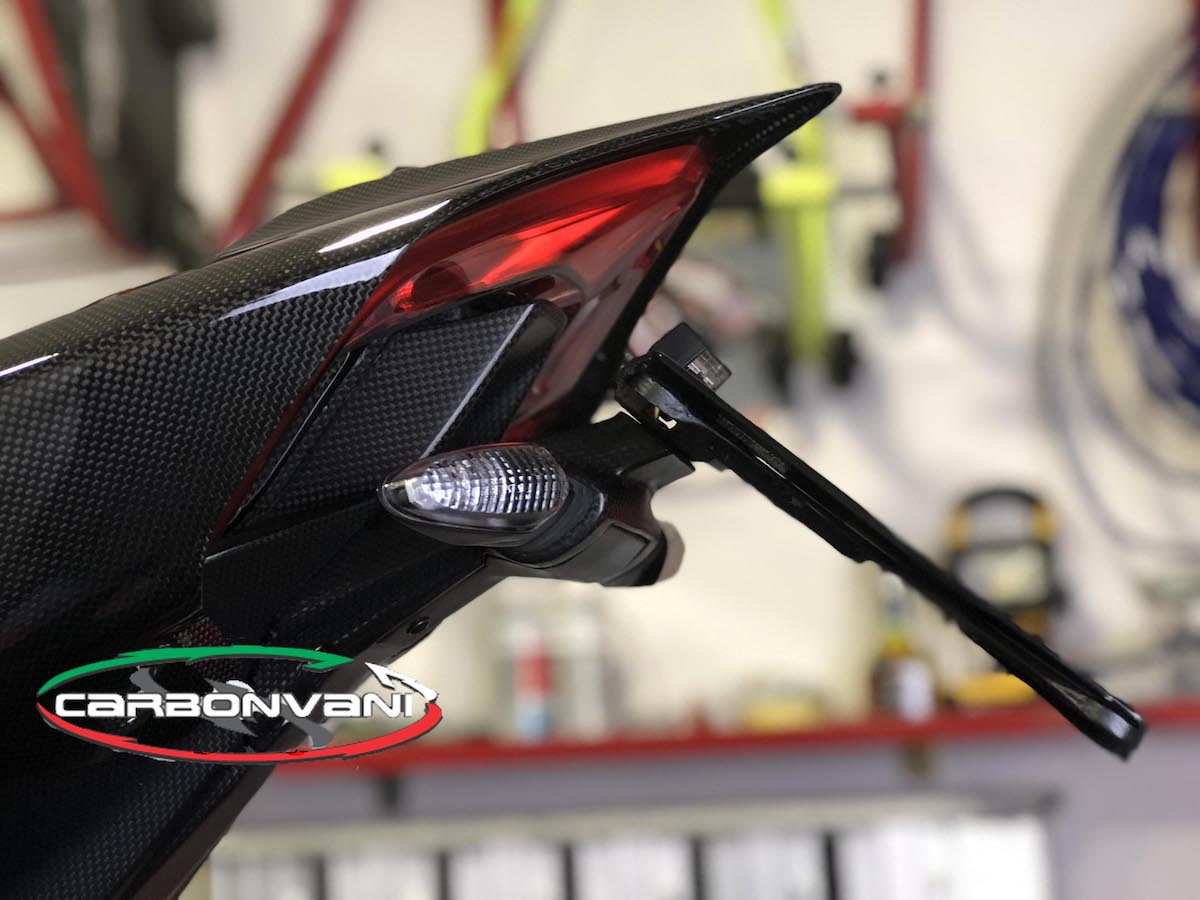 Carbonvani - Ducati Panigale / Streetfighter V4 / V2 / S / R / Speciale Carbon Fiber Licence Plate Holder - Euro Version