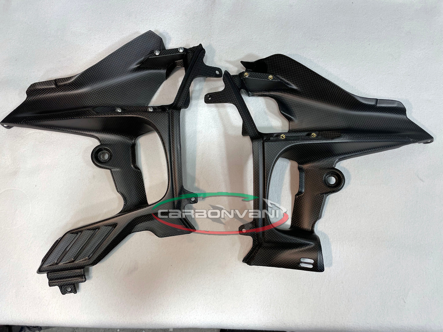 Carbonvani - Ducati Streetfighter V4 / S Carbon Fiber LH Inner Side Fairing
