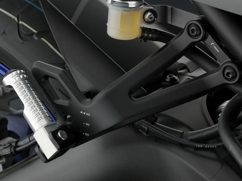 Rizoma Passenger Pegs Kit For the Yamaha FZ-09 (MT-09) and XSR900