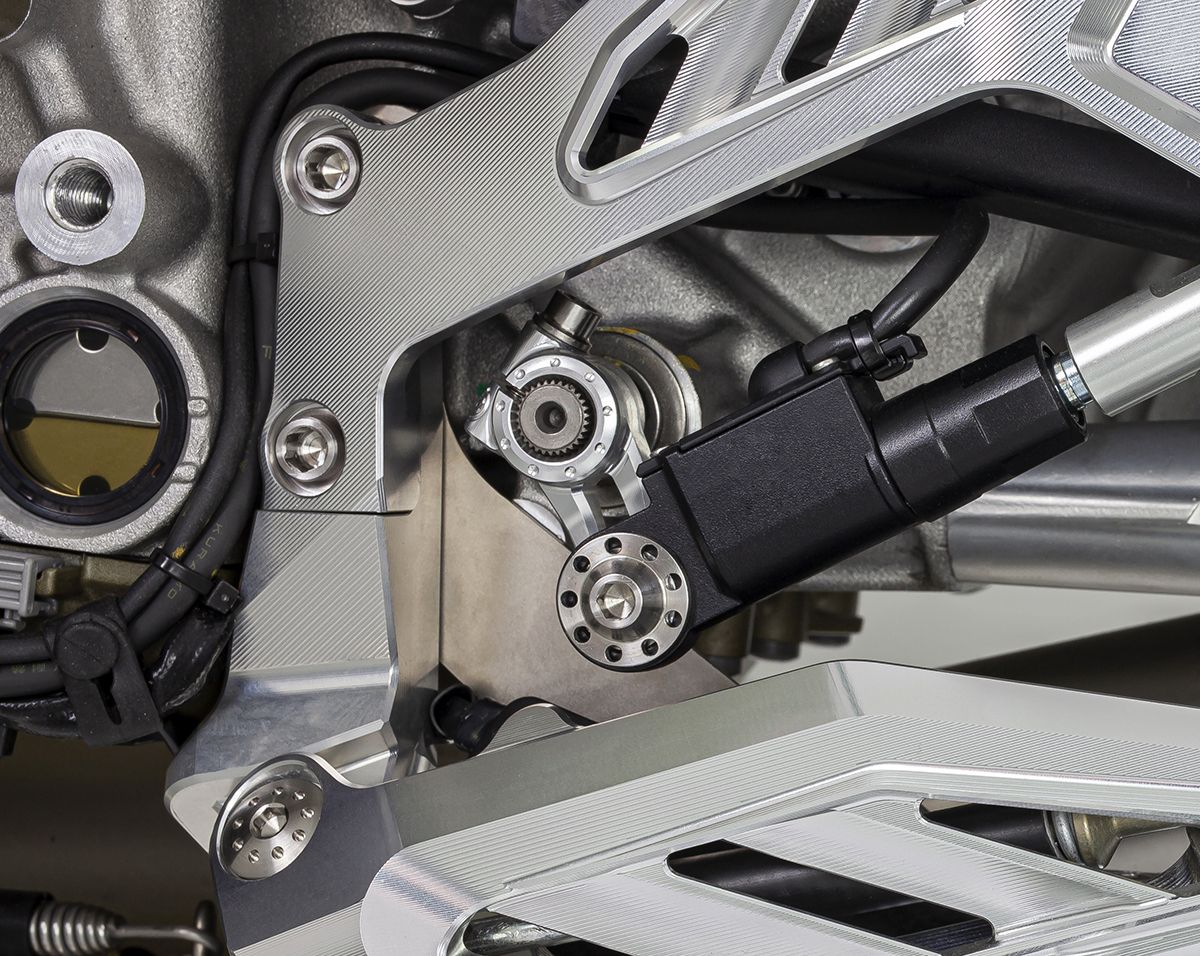 Motocorse Aluminum Gear Connecting Rod (shift knuckle) for Ducati Panigale / Streetfighter V4 (all)