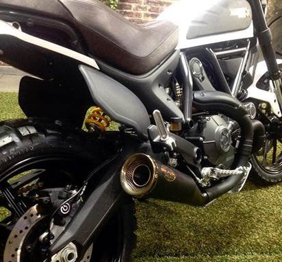 ZARD Carbon Fiber Number Plates (Side Panels) for Ducati Scrambler 400 / 800