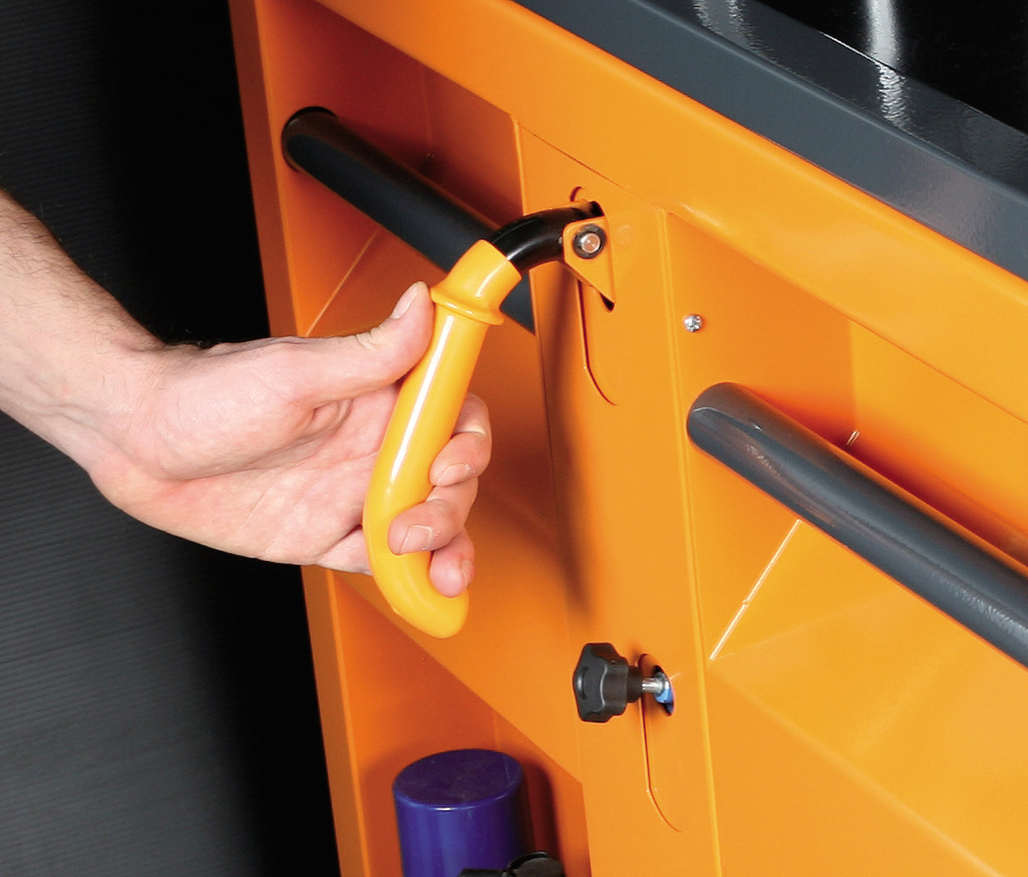 Beta Tools Model C30  S-Maxitank Mobile Workbench