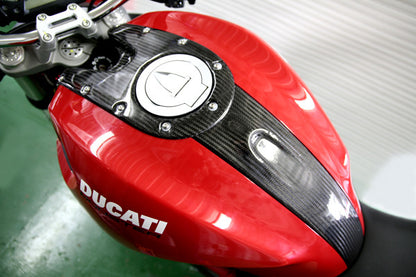 CARBONDRY - DUCATI MONSTER 696 / 796 / 1100 CARBON FIBER TANK COVER SET