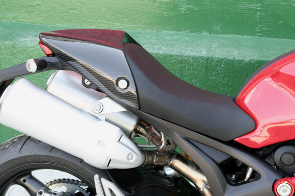 CARBONDRY - DUCATI MONSTER 696 / 796 / 1100 CARBON FIBER SINGLE SEAT COVER