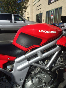 TechSpec Tank Grip Pads for the Hyosung Comet GTR650 (04+)