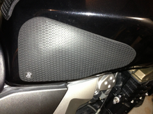 TechSpec Tank Grip Pads for the Kawasaki Z750 (04-06) Z1000 (03-06)