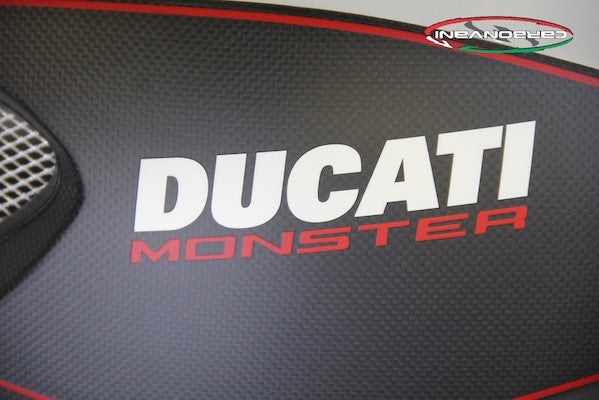 CARBONVANI - DUCATI MONSTER M1100 / M796 / M696 CARBON FIBER DEVIS BODY KIT