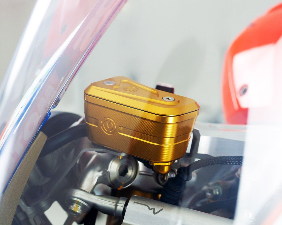Motocorse Billet Brake and Clutch Reservoirs for OE Master Cylinders for Ducati Panigale V4 (2021+)