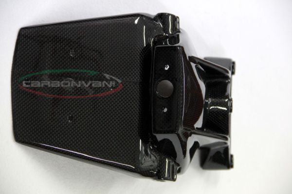 CARBONVANI - MV AGUSTA BRUTALE CARBON FIBER LICENCE PLATE HOLDER USA (2006-09)