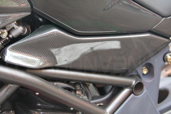 CARBONVANI - MV AGUSTA BRUTALE CARBON FIBER LH SMALL TANK SIDE (2006-09)