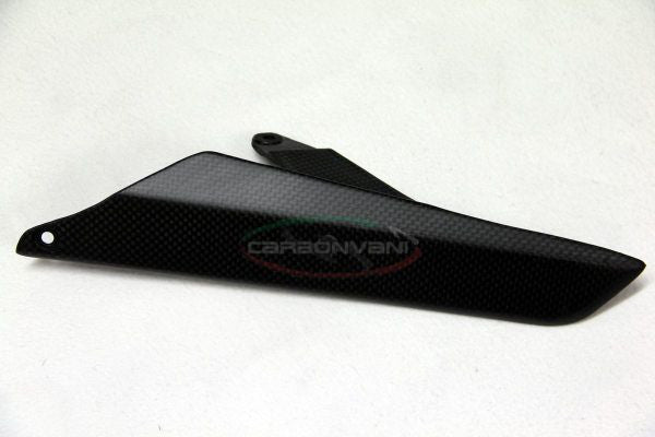 CARBONVANI - MV AGUSTA DRAGSTER 800 CARBON FIBER UPPER CHAIN GUARD (2018+)