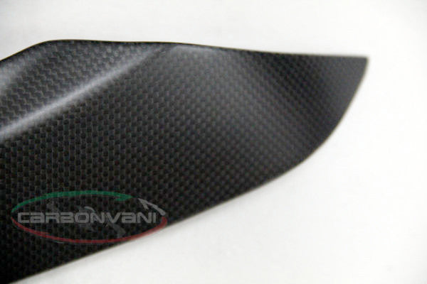 CARBONVANI - MV AGUSTA F3 CARBON FIBER RH SMALL TANK SIDE PANEL