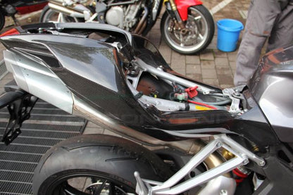 CARBONVANI - MV AGUSTA F4 CARBON FIBER RH SEAT TAIL (2010+)