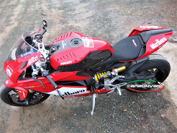 CARBONVANI - DUCATI PANIGALE 1299 / 1199 / 959 / 899 CARBON FIBER FUEL TANK COVER - ULLBERG