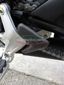 CARBONVANI - MV AGUSTA RIVALE CARBON FIBER LEFT  FOOT GUARD