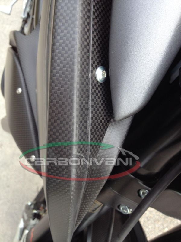CARBONVANI - MV AGUSTA RIVALE CARBON FIBER LEFT OUTSIDE TANK SIDE PANEL