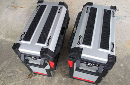 TechSpec Pannier Guards for the Yamaha Super Tenere (13.0") Side Boxes (10+)  Snake Skin