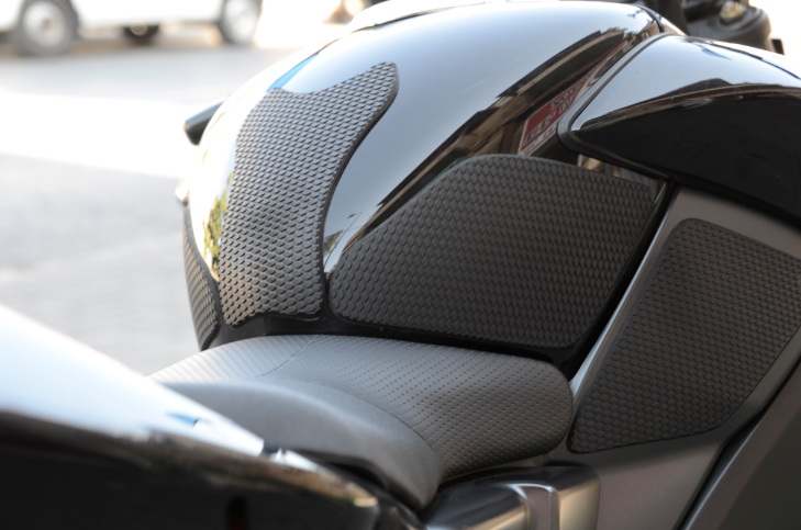TechSpec Tank Grip Pads for the Suzuki B-King (06-12)